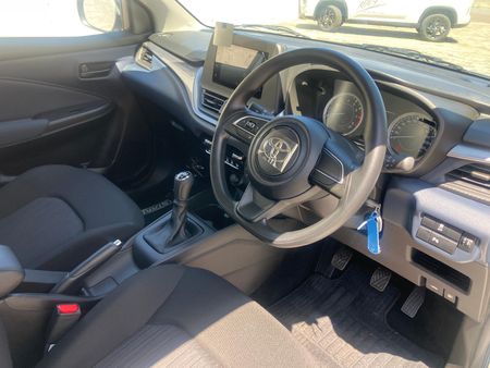2025-Toyota-Starlet-15-XS_4