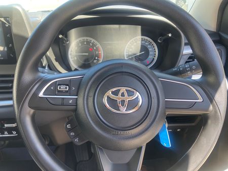 2025-Toyota-Starlet-15-XS_8