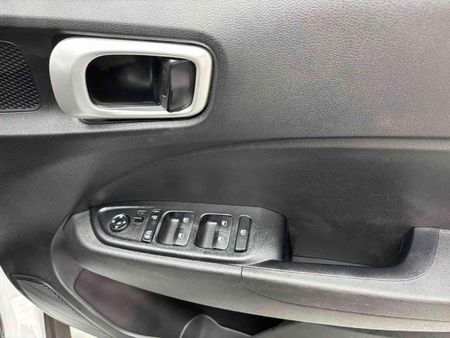 2021-Hyundai-Venue-10-TGDI-Motion_16