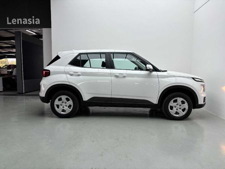 2021-Hyundai-Venue-10-TGDI-Motion_3