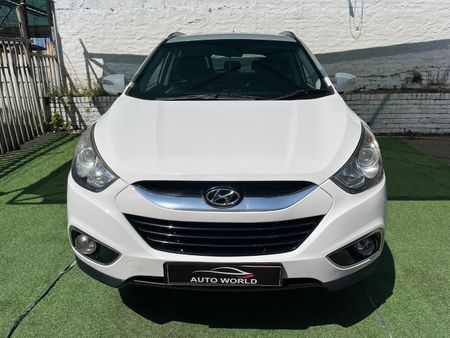 2013-Hyundai-ix35-20-GLS-Executive_1