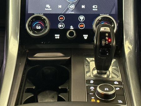 2019-Land-Rover-Range-Rover-Sport-30-HSE-250kW_10