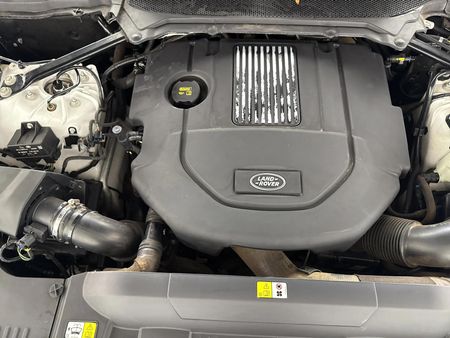 2019-Land-Rover-Range-Rover-Sport-30-HSE-250kW_14