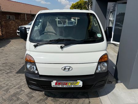 2019-Hyundai-H100-Bakkie-26D-Dropside_1