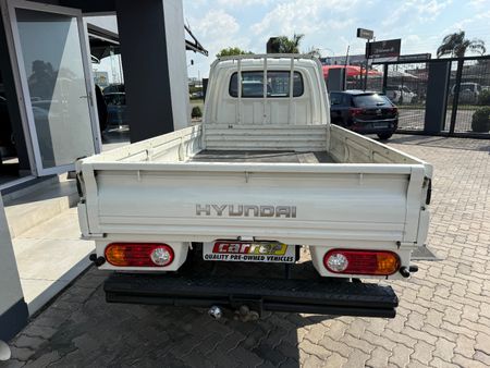 2019-Hyundai-H100-Bakkie-26D-Dropside_6