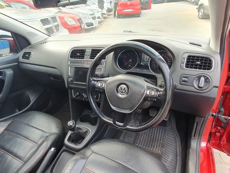 2017-Volkswagen-Polo-VW-POLO-6-TSI-12-SUNROOF-2017_10
