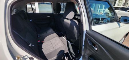 2026-Suzuki-Swift-12-GL-Auto_12