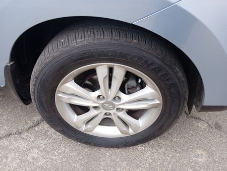 2010-Hyundai-ix35-20-GLS-Executive_10