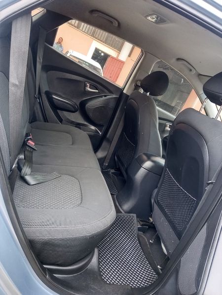 2010-Hyundai-ix35-20-GLS-Executive_5