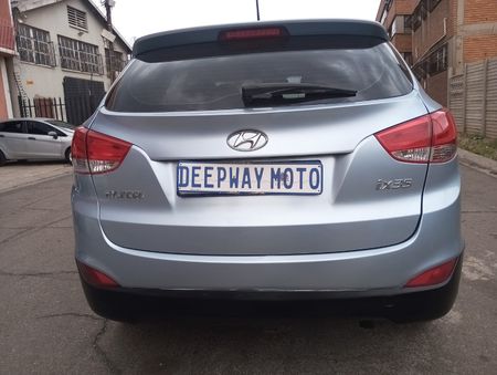2010-Hyundai-ix35-20-GLS-Executive_7