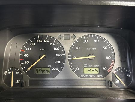 1997-Volkswagen-Golf-3-GTI-20_2