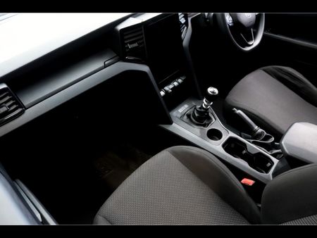 2023-Volkswagen-Amarok-20-TDI-110kW-LR-Double-Cab_13