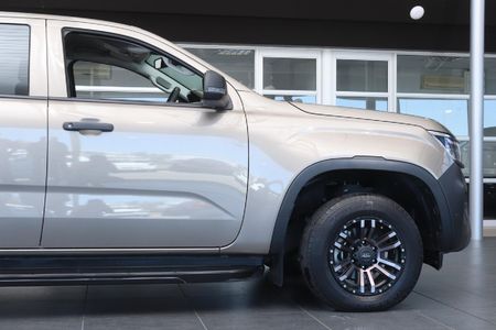 2023-Volkswagen-Amarok-20-TDI-110kW-LR-Double-Cab_18