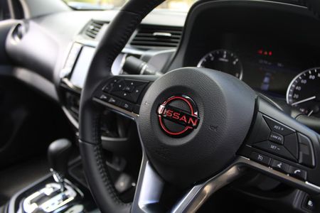 2025-Nissan-Navara-25-DDTi-PRO-2X-Auto-Double-Cab_12