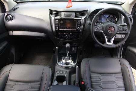 2025-Nissan-Navara-25-DDTi-PRO-2X-Auto-Double-Cab_14