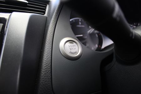 2025-Nissan-Navara-25-DDTi-PRO-2X-Auto-Double-Cab_21