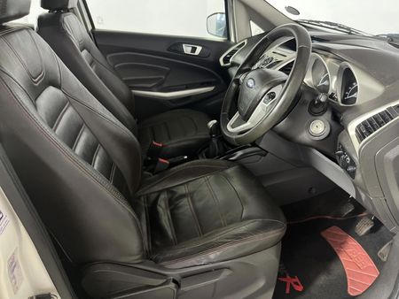 2015-Ford-EcoSport-15-TDCi-Titanium_9
