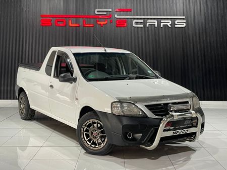 2015-Nissan-NP200-15-dCi-Safety-Pack-Manual-Diesel_0