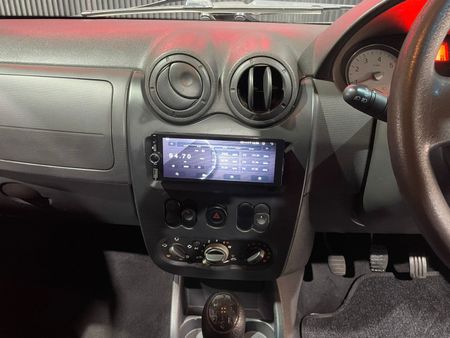 2015-Nissan-NP200-15-dCi-Safety-Pack-Manual-Diesel_9