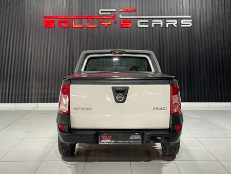 2015-Nissan-NP200-15-dCi-Safety-Pack-Manual-Diesel_2