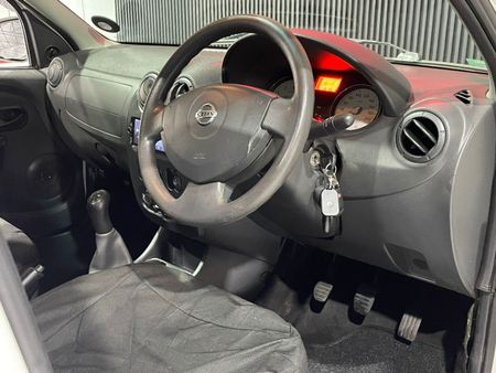 2015-Nissan-NP200-15-dCi-Safety-Pack-Manual-Diesel_6