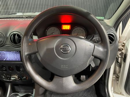 2015-Nissan-NP200-15-dCi-Safety-Pack-Manual-Diesel_7