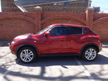 2013-Nissan-Juke-16-Acenta_4
