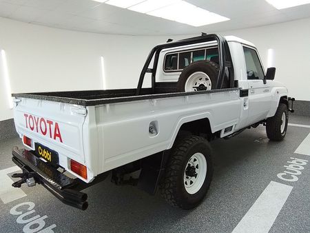 2011-Toyota-Land-Cruiser-79-42-D-Single-Cab_6