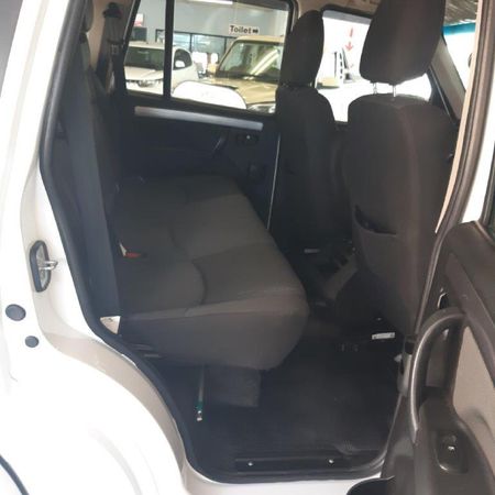 2025-Mahindra-Pik-Up-22-mHawk-S6-4x4-Double-Cab_11