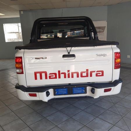 2025-Mahindra-Pik-Up-22-mHawk-S6-4x4-Double-Cab_7