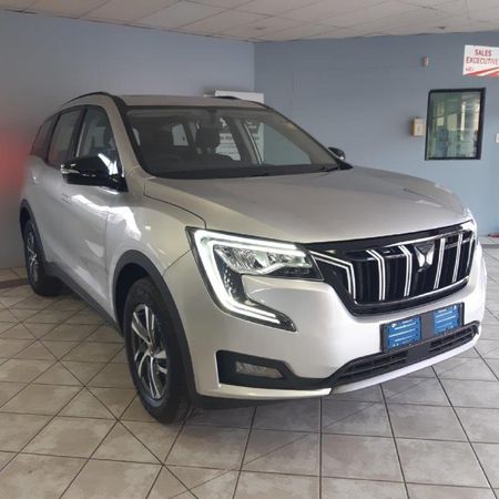 2025-Mahindra-XUV-700-20-AX5-Auto_0