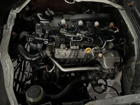 2015-Toyota-Quantum-25-D-4D-Sesfikile-16-seat_12