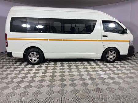 2015-Toyota-Quantum-25-D-4D-Sesfikile-16-seat_16