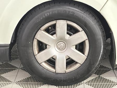 2015-Toyota-Quantum-25-D-4D-Sesfikile-16-seat_4