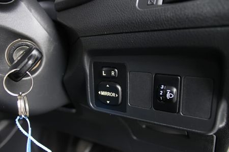 2019-Toyota-Corolla-Quest-16_10