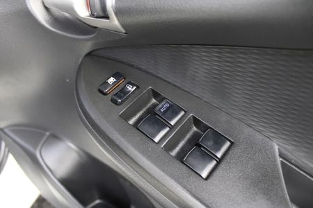 2019-Toyota-Corolla-Quest-16_13
