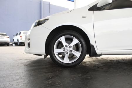 2019-Toyota-Corolla-Quest-16_4