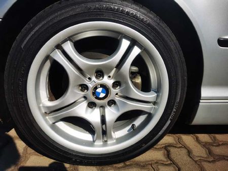2004-BMW-3-Series-320i-Sport_14