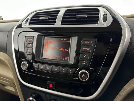 2017-Mahindra-TUV-300-15-TD-7-seat_5