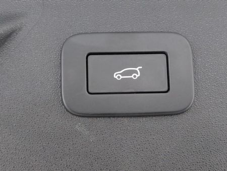 2023-Land-Rover-Discovery-Sport-20D-SE-R-Dynamic-D200_13