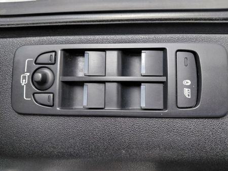 2023-Land-Rover-Discovery-Sport-20D-SE-R-Dynamic-D200_16