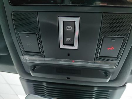 2023-Land-Rover-Discovery-Sport-20D-SE-R-Dynamic-D200_22
