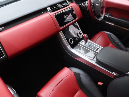 2019-Land-Rover-Range-Rover-Sport-50-V8-SVR-423kW_12