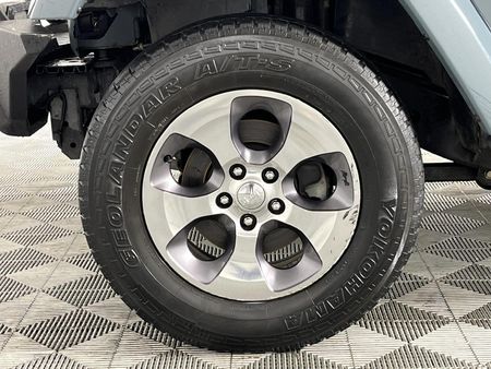 2016-Jeep-Wrangler-36-V6-Sahara-2-dr-Auto_2