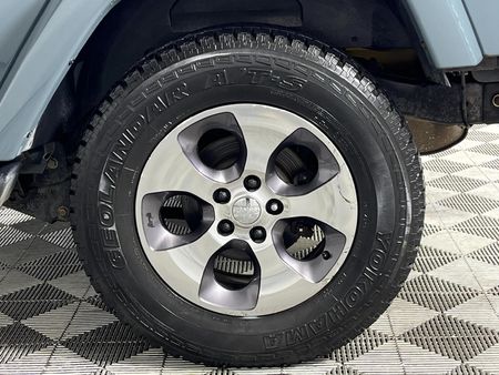 2016-Jeep-Wrangler-36-V6-Sahara-2-dr-Auto_4