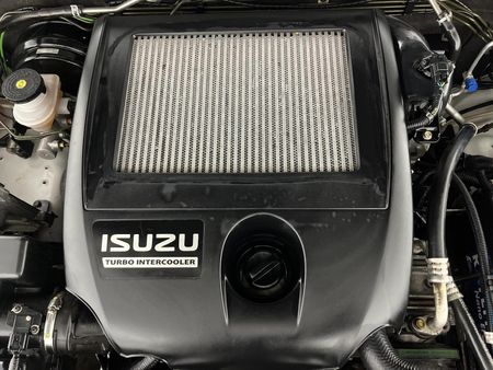 2012-Isuzu-KB-300D-Teq-LX-Extended-Cab_9