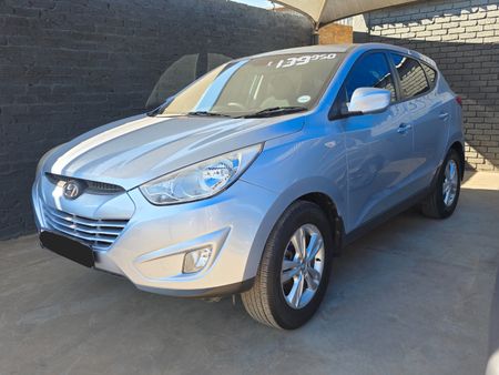 2012-Hyundai-ix35-20-GLS-Executive_0