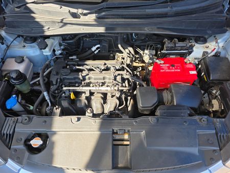 2012-Hyundai-ix35-20-GLS-Executive_7