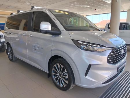2025-Ford-Tourneo-Custom-20D-Titanium-X-Auto_2
