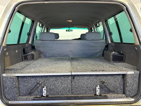 1993-Toyota-Land-Cruiser-80-45-GX-Station-Wagon_13
